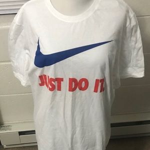 Men’s Nike Shirt